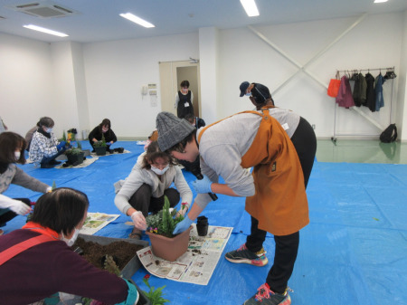 【画像】石村先生お１人お１人にアドバイス